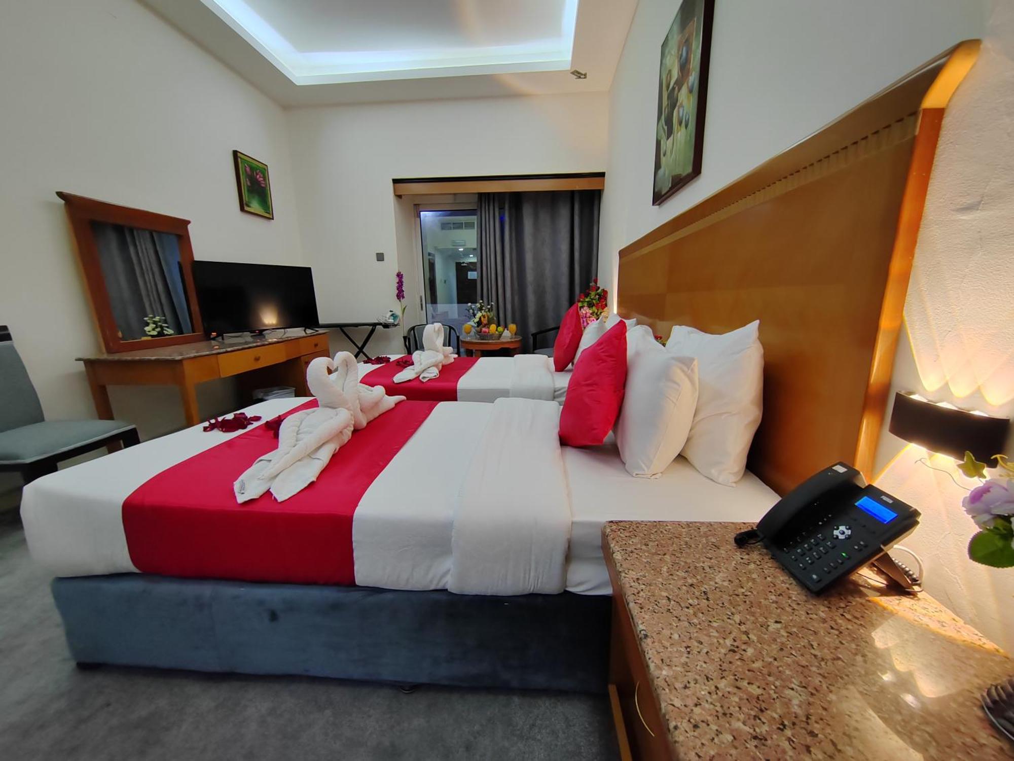 Le Paradise Palace Hotel Dubai Dış mekan fotoğraf