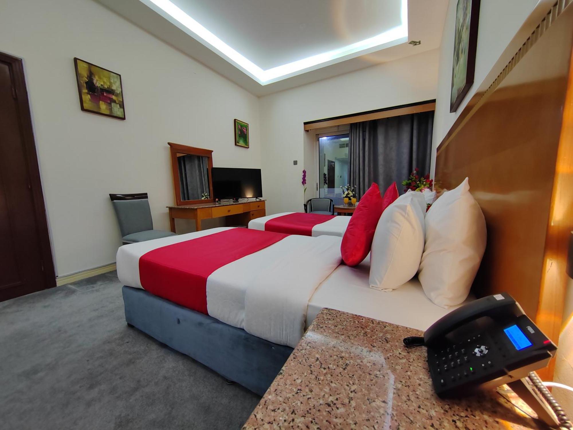 Le Paradise Palace Hotel Dubai Dış mekan fotoğraf