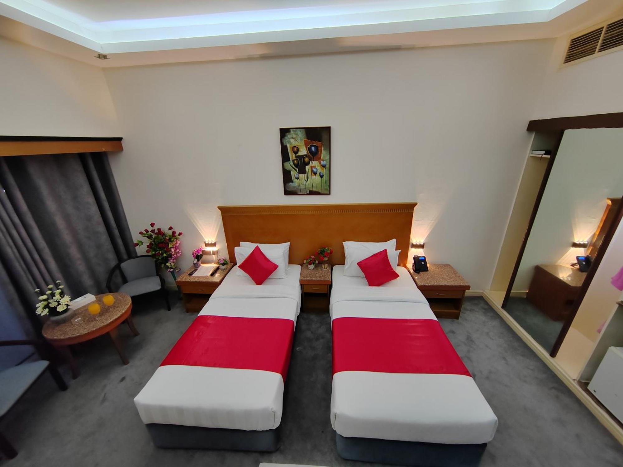 Le Paradise Palace Hotel Dubai Dış mekan fotoğraf