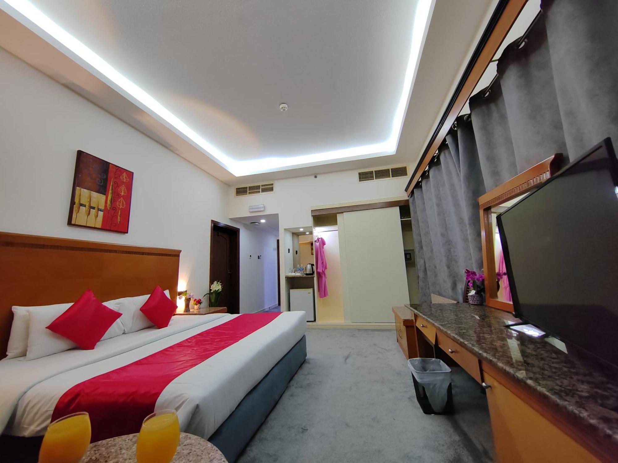Le Paradise Palace Hotel Dubai Dış mekan fotoğraf