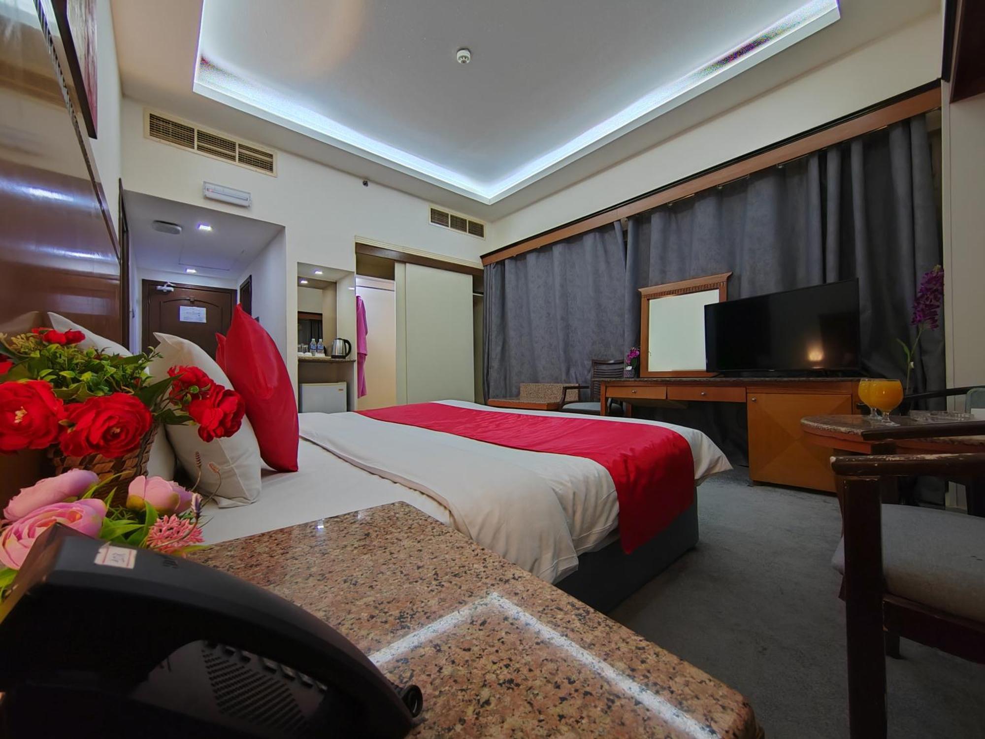 Le Paradise Palace Hotel Dubai Dış mekan fotoğraf